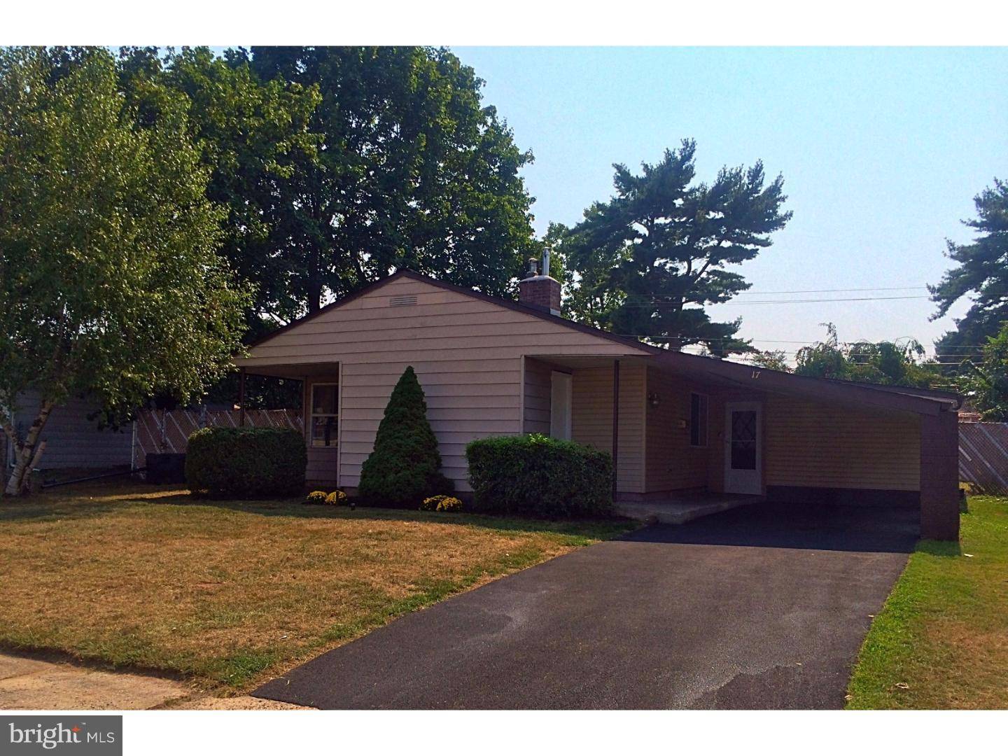 Levittown, PA 19055,17 GARDEN LN