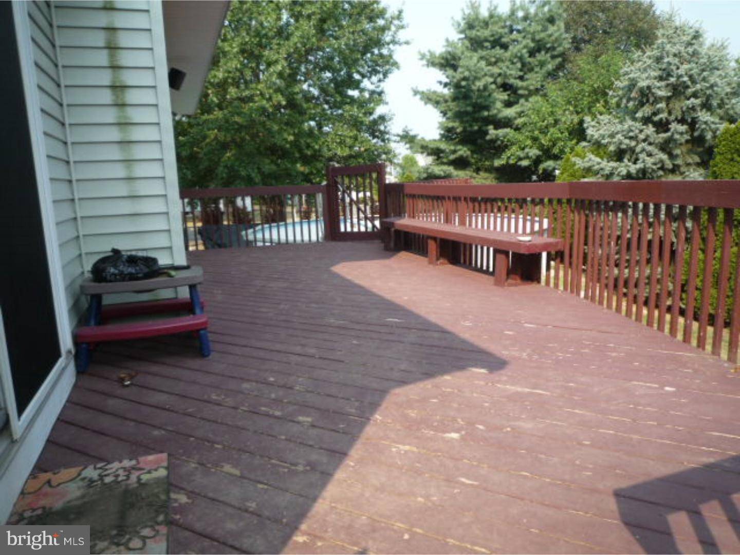 Kendall Park, NJ 08824,1 SPANIEL CT