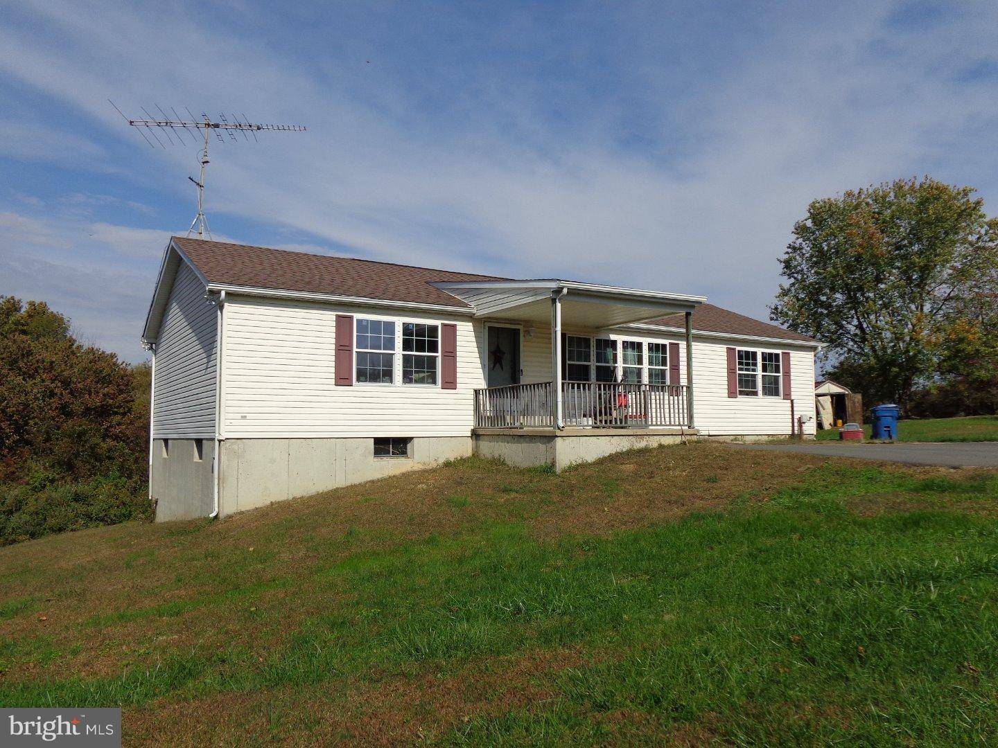 Oxford, PA 19363,305 BLAKE RD