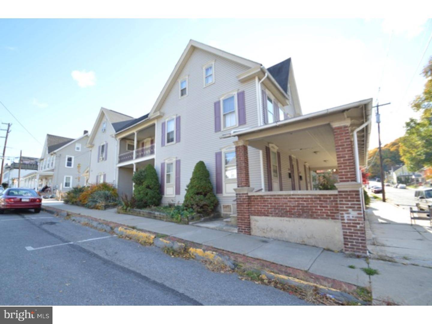 Slatington, PA 18080,305-307 4TH ST