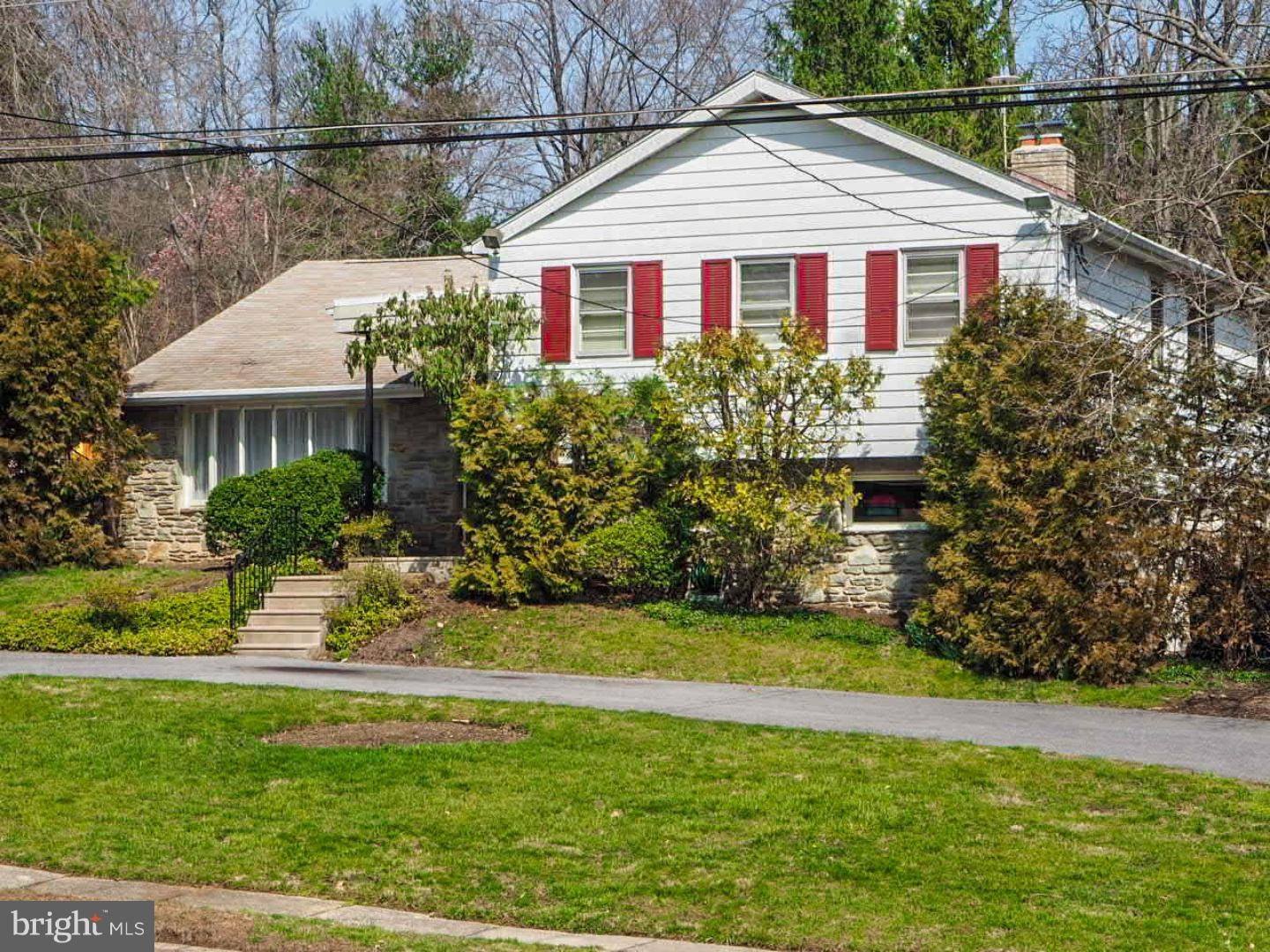 Abington, PA 19027,551 OAK SHADE AVE