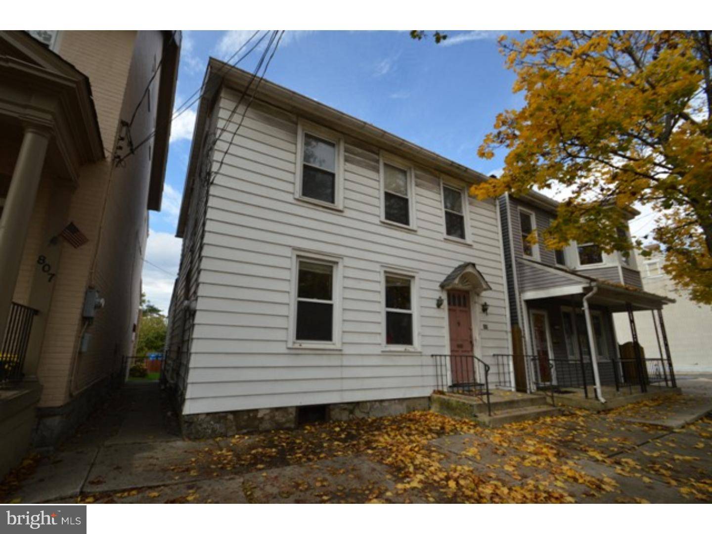 Bethlehem, PA 18018,809 CENTER ST