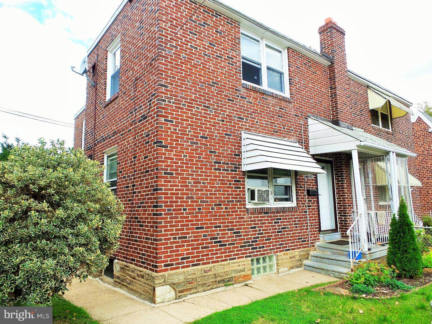 Philadelphia, PA 19111,7226 OAKLEY ST