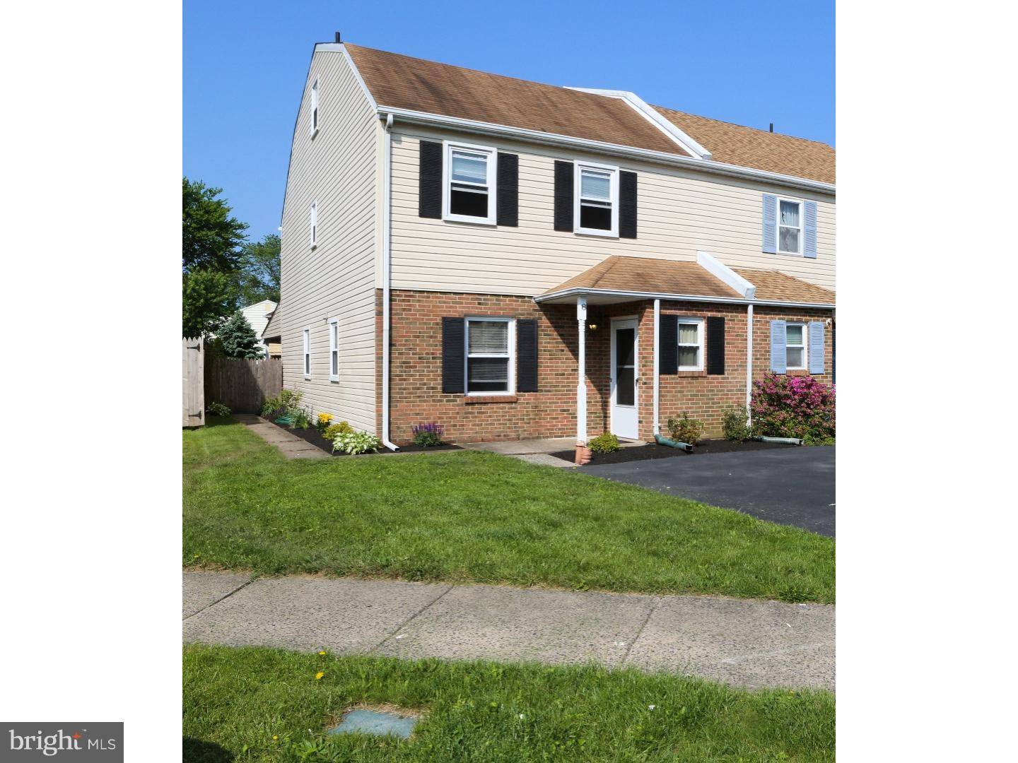 Quakertown, PA 18951,8 NAYLOR CT