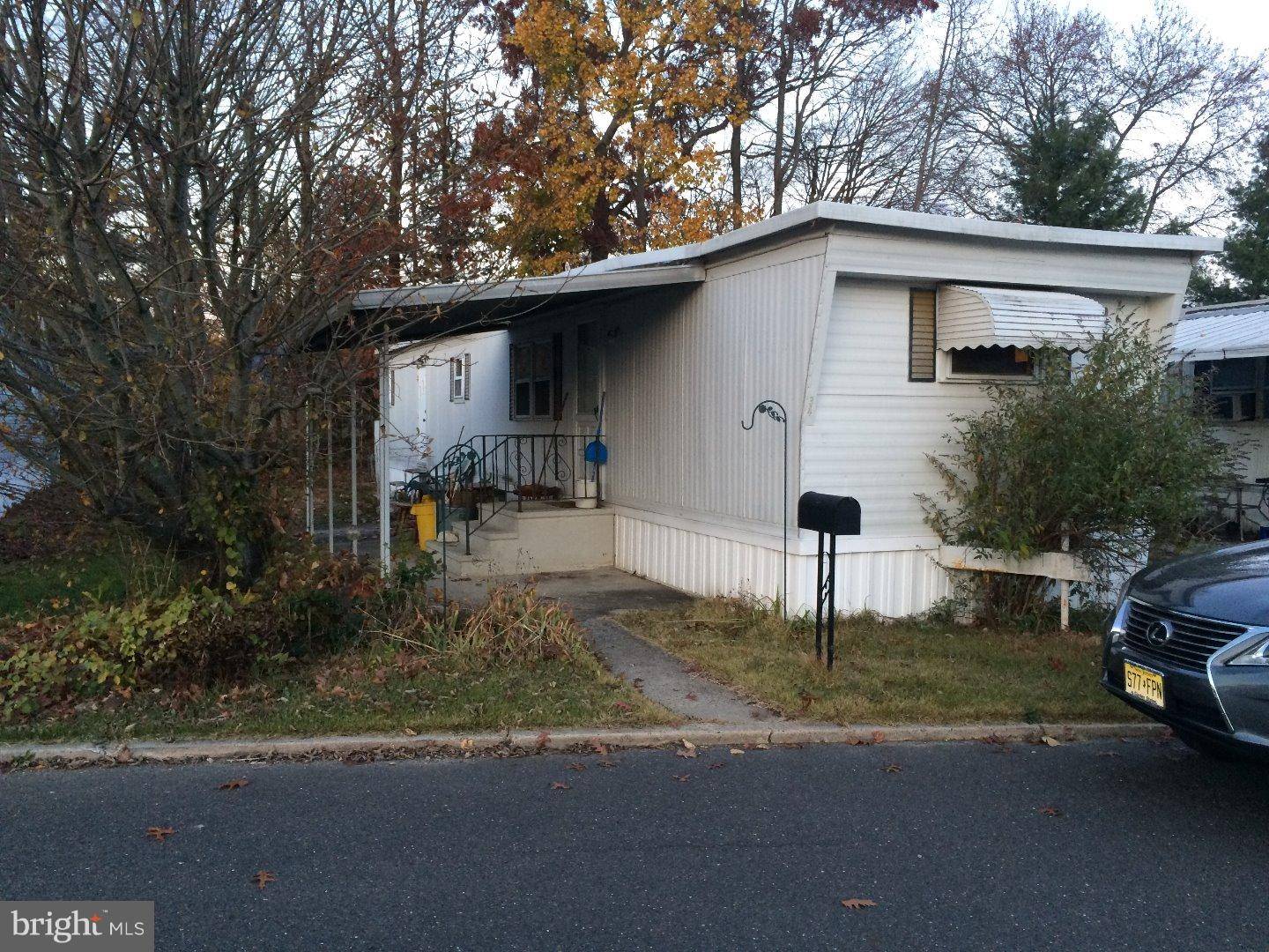 Robbinsville, NJ 08691,34 OAK ST