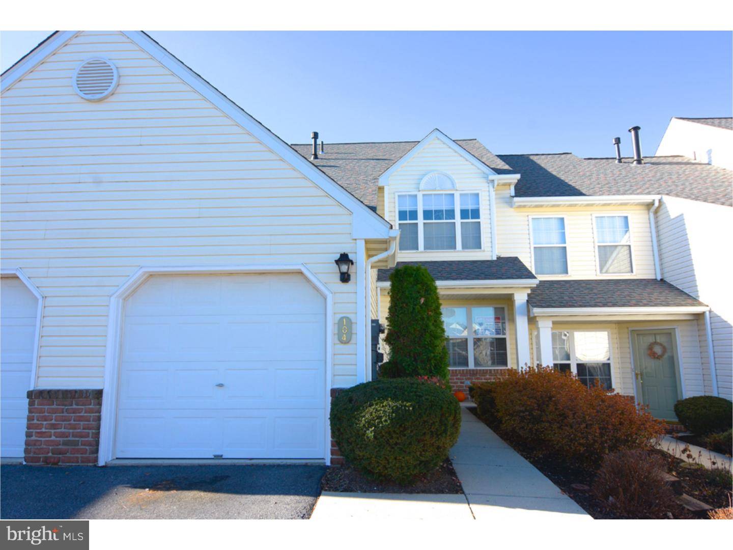 Wyomissing, PA 19610,104 HICKORY LN