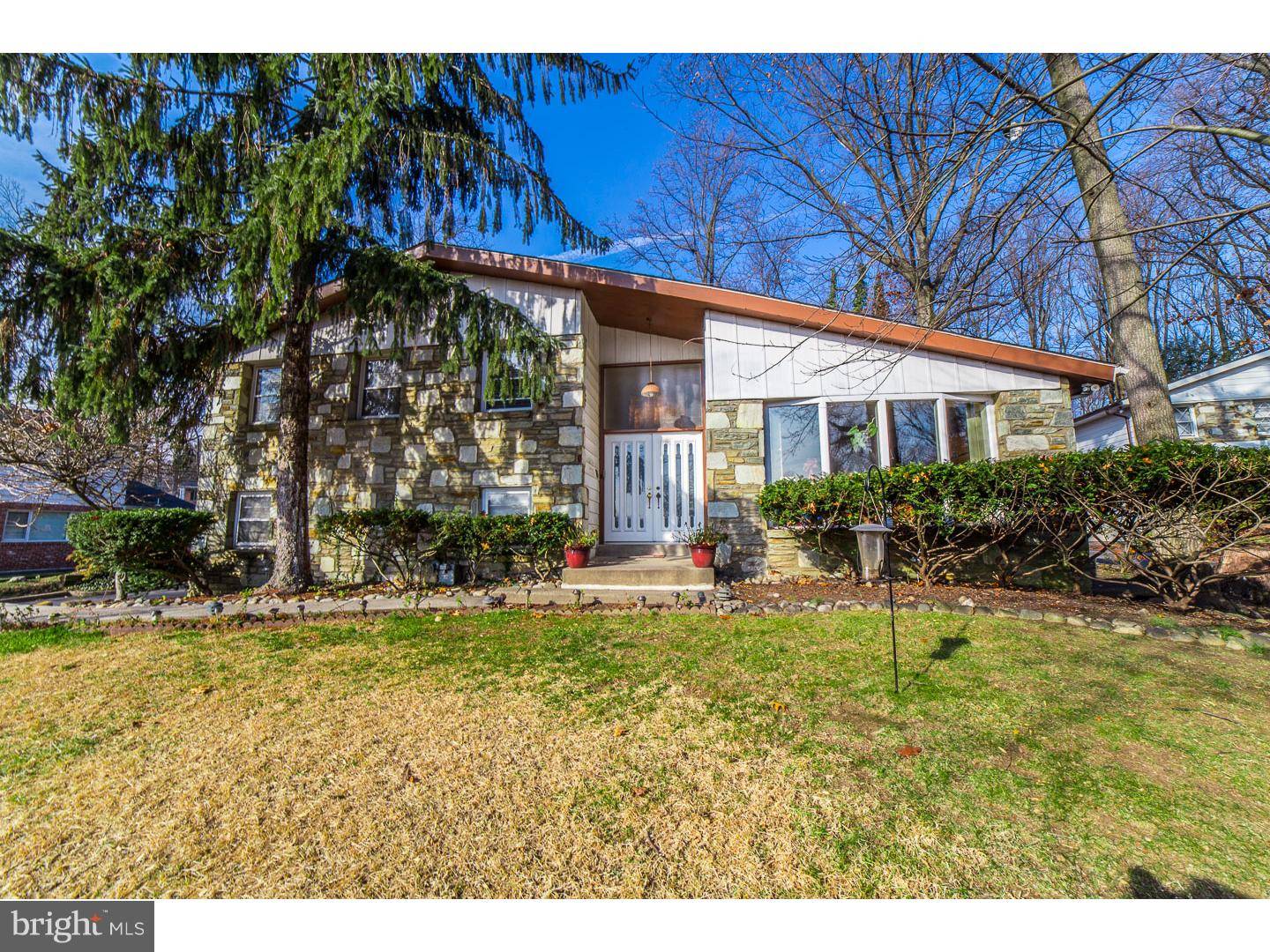 Glenside, PA 19038,1805 AZALEA LN