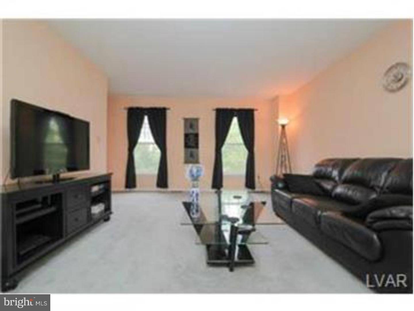 Upper Macungie, PA 18051,8338 VALLEY GRN