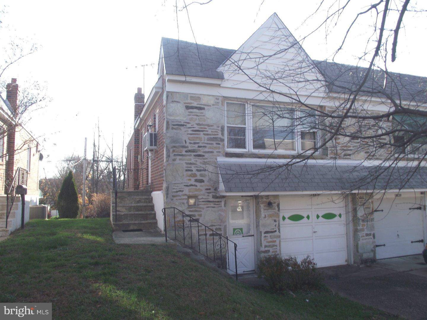 Philadelphia, PA 19152,8831 DANBURY ST