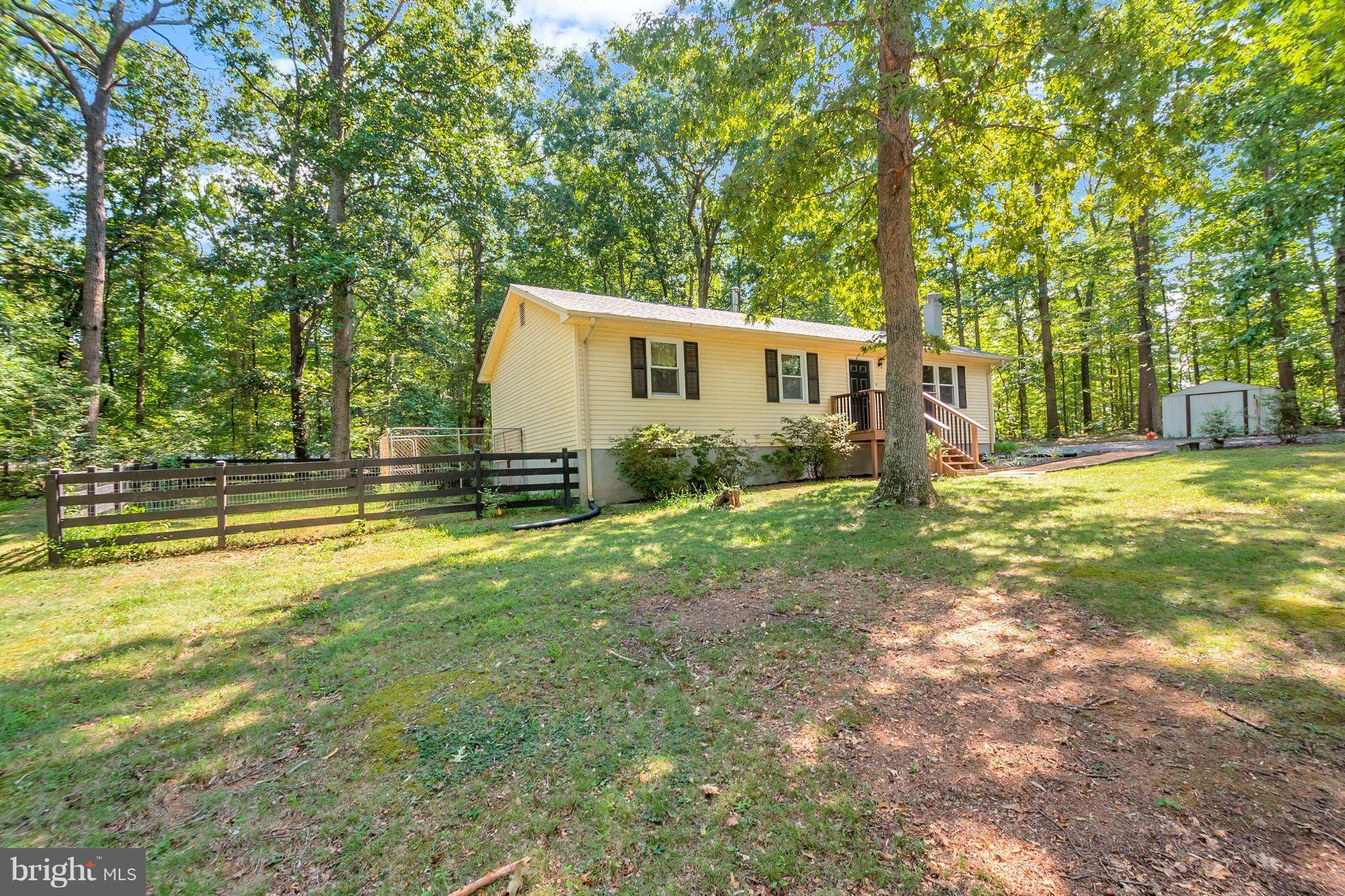 Goldvein, VA 22720,12733 HUNTERS GROVE CT