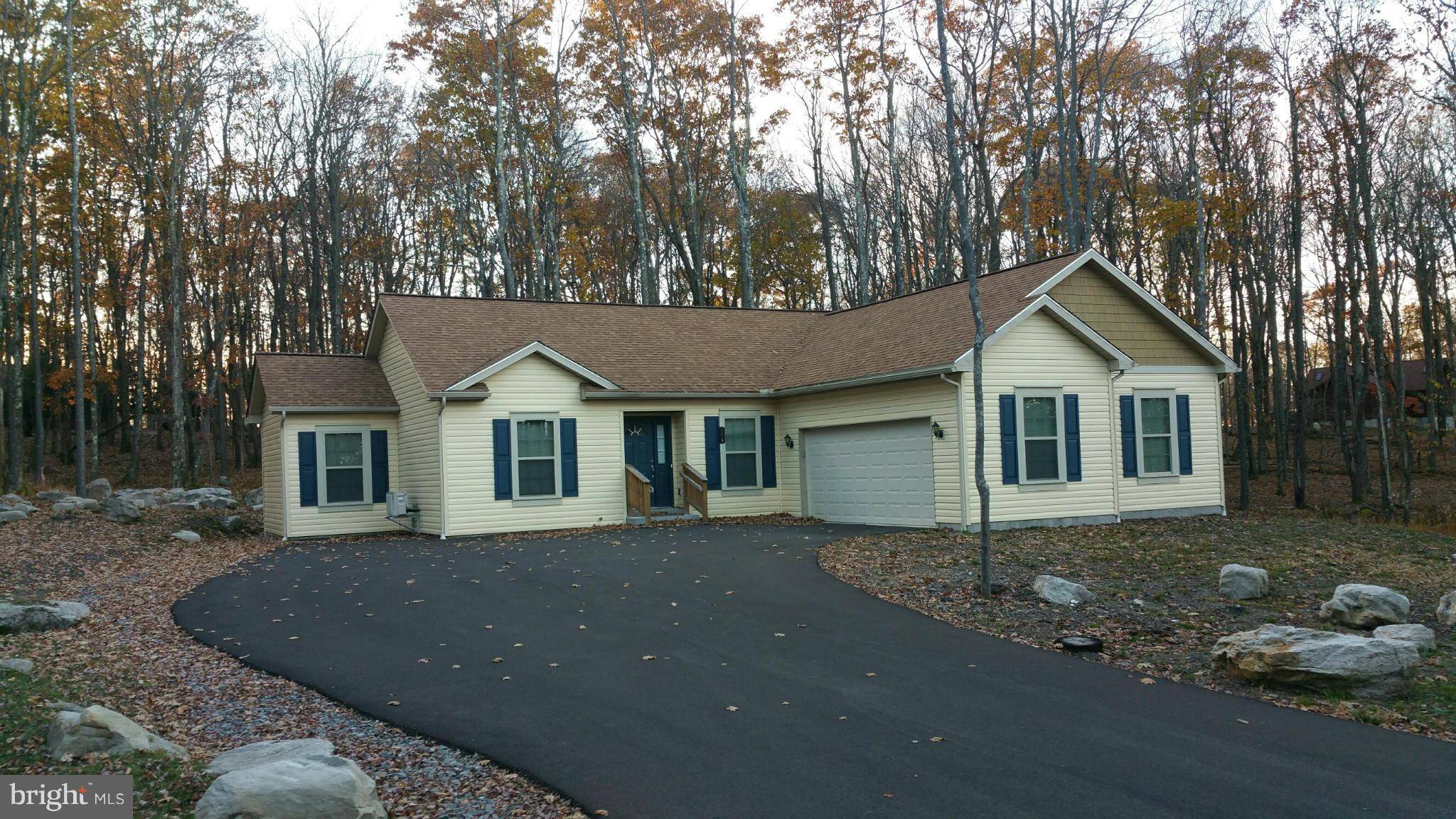 Terra Alta, WV 26764,1319 E ALPINE DR