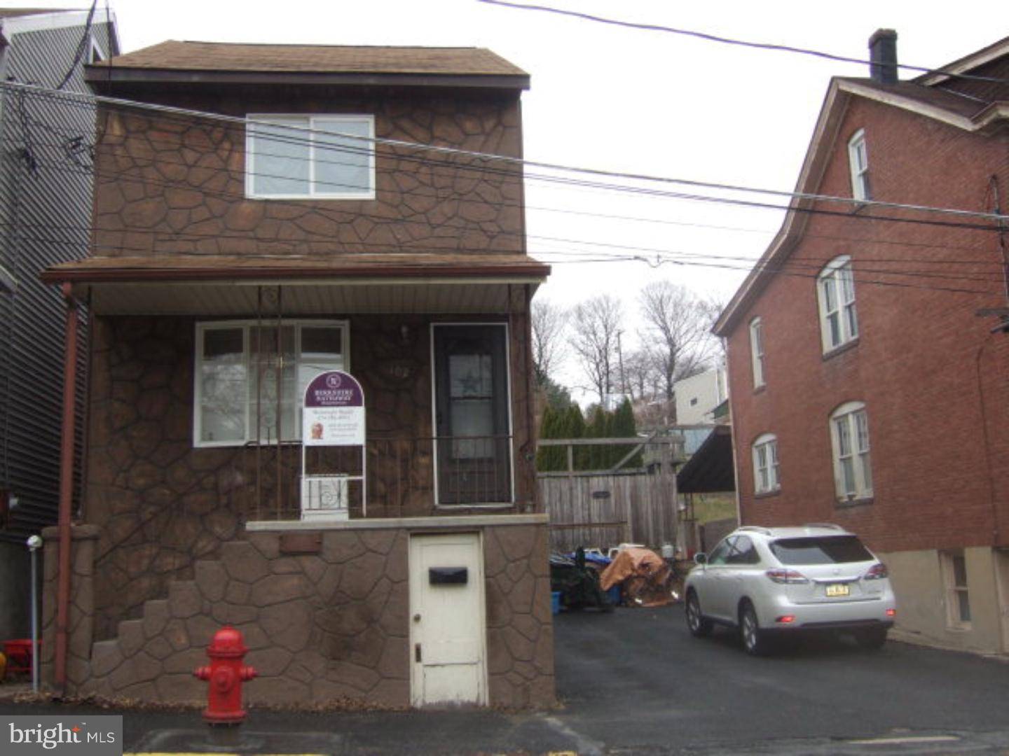 Saint Clair, PA 17970,102 BROAD ST