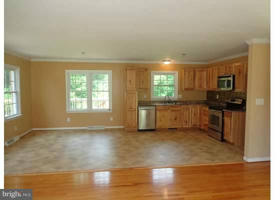 Radiant, VA 22732,571 TINSLEY DR