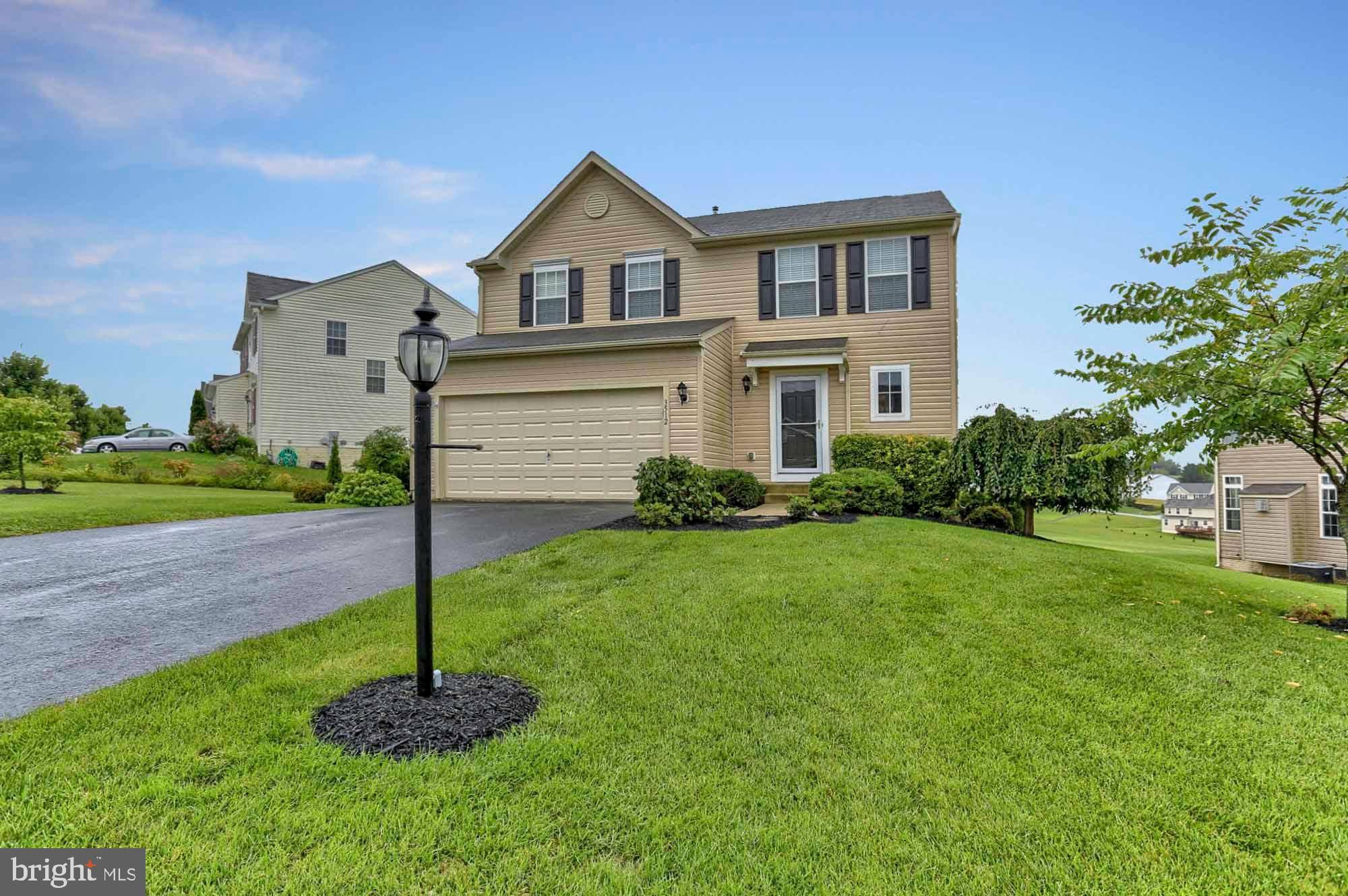 Spring Grove, PA 17362,3512 HARDWOOD TER