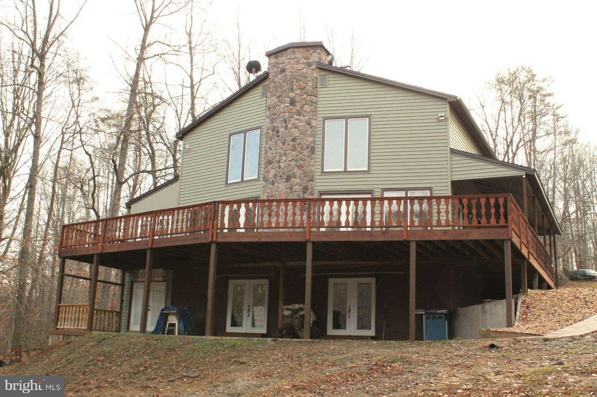 Woodford, VA 22580,6000 HAMS CT