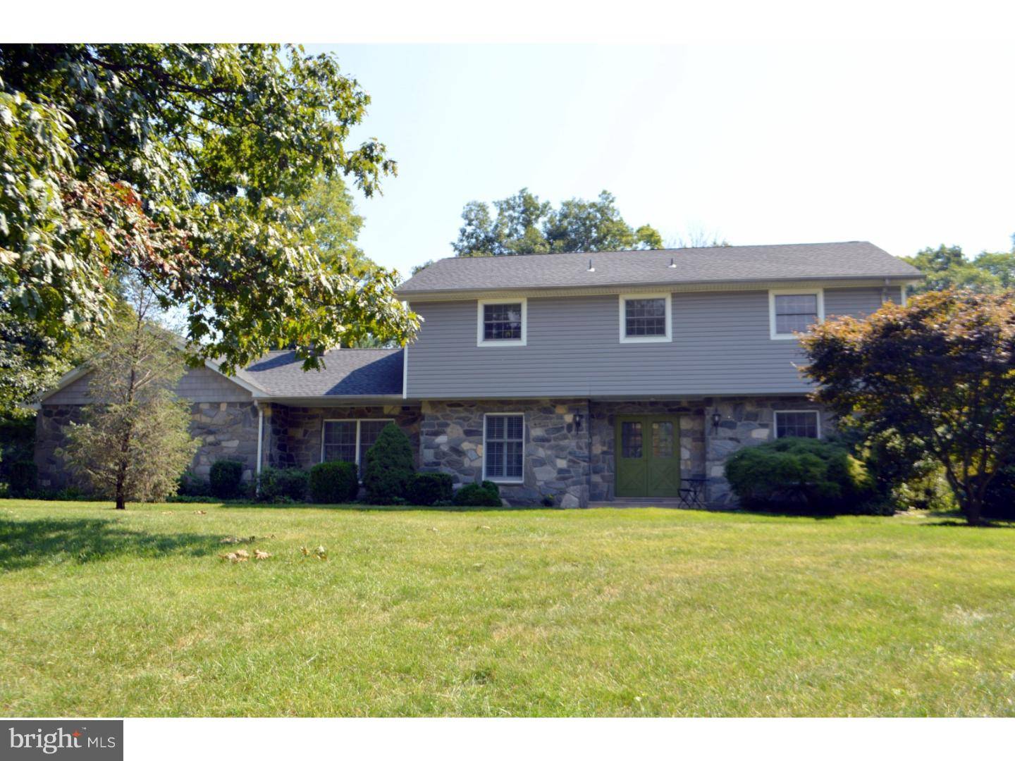 Emmaus, PA 18049,4361 KNOLLWOOD DR