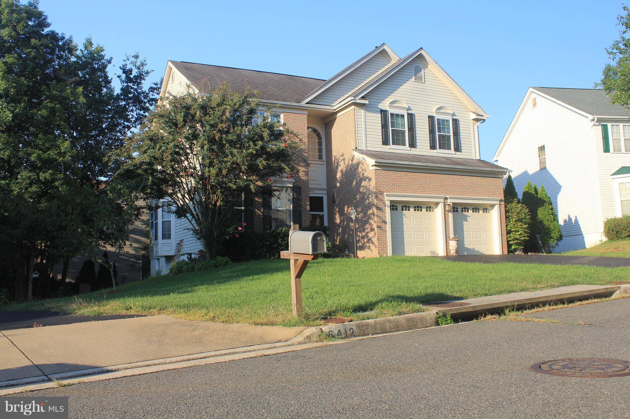 Centreville, VA 20121,6410 EMERALD GREEN CT