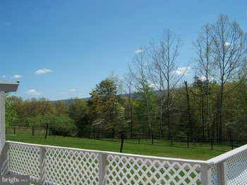 Great Cacapon, WV 25422,102 CASHMERE WAY