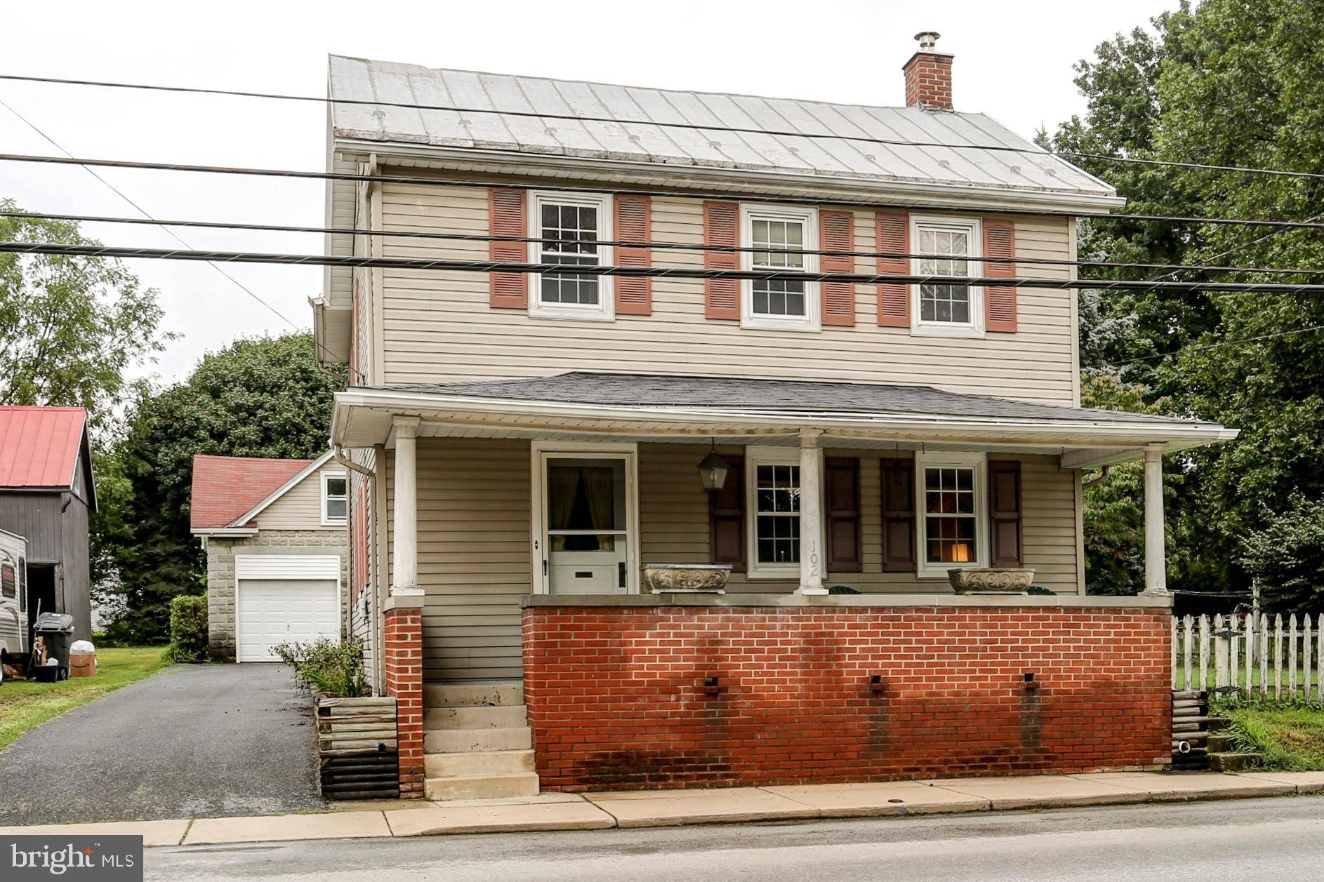 Strasburg, PA 17579,102 MILLER ST