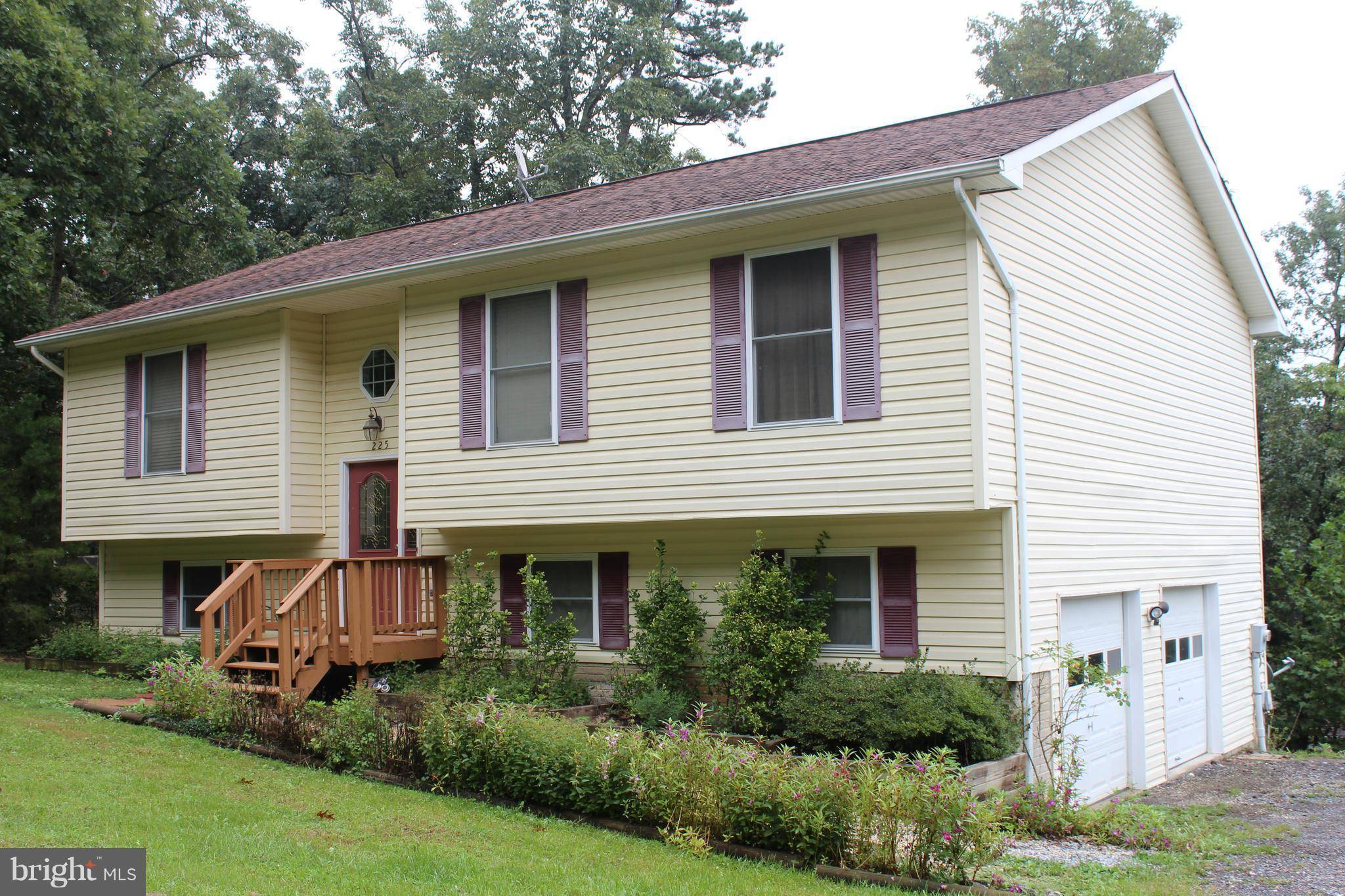 Front Royal, VA 22630,225 GARY LN