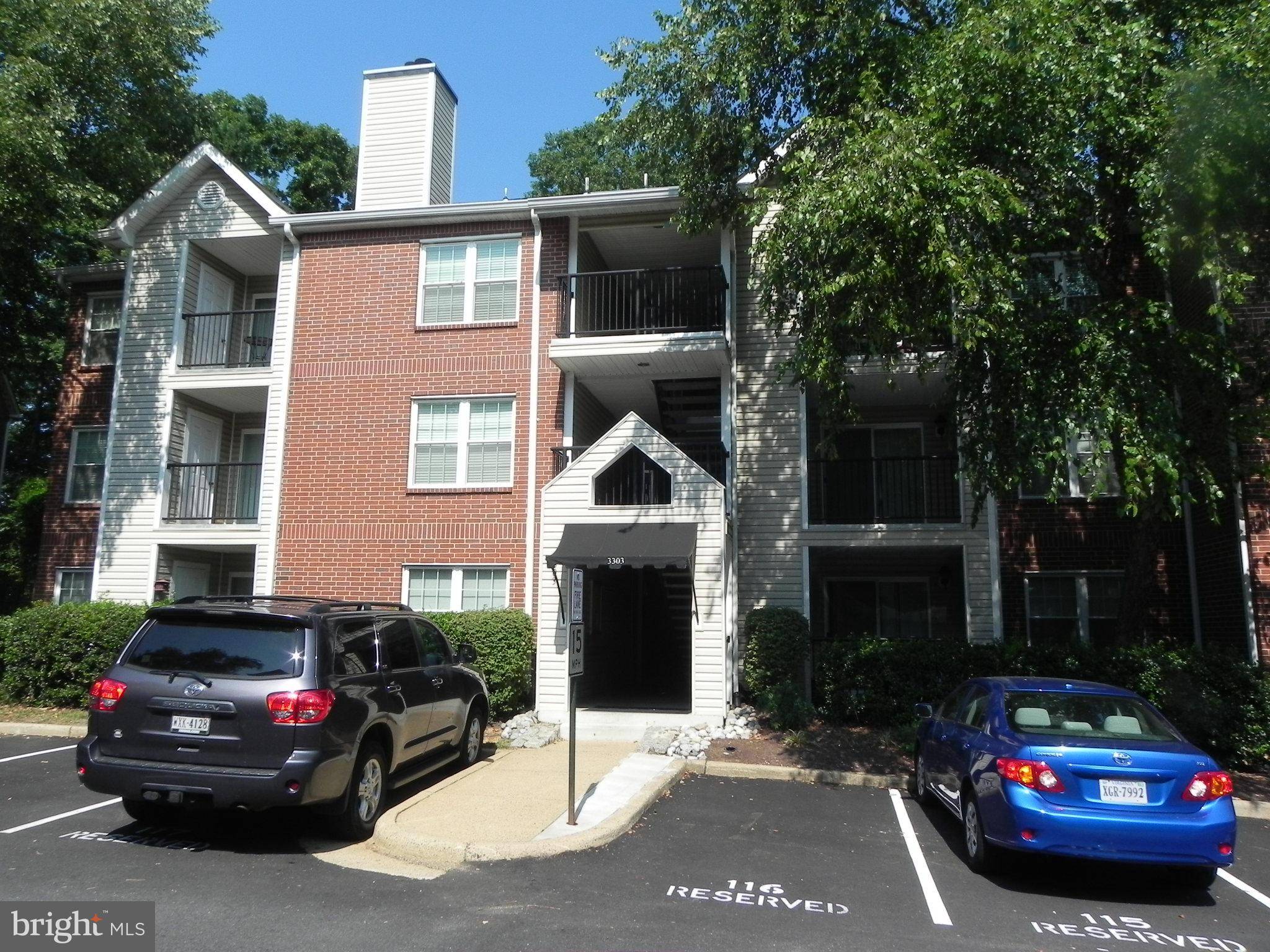 Alexandria, VA 22302,3303 WYNDHAM CIR #347