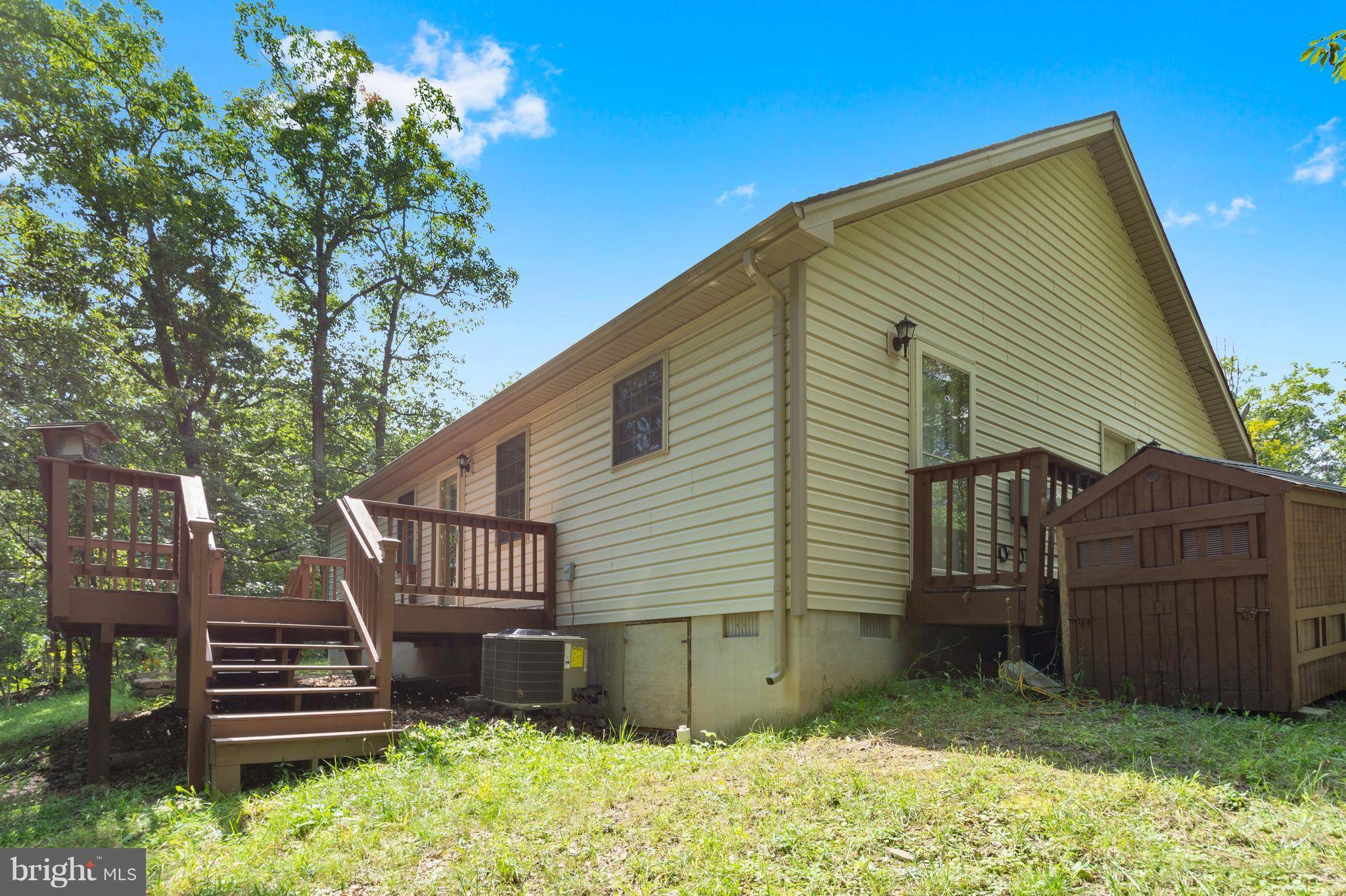 Mount Jackson, VA 22842,8504 SUPINLICK RIDGE RD