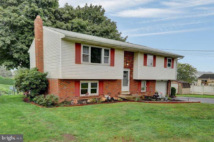 Hummelstown, PA 17036,449 SUE DR