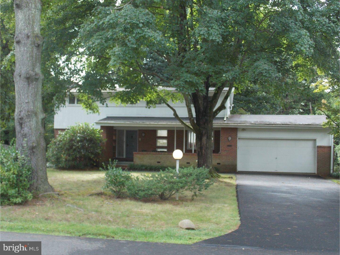 Yardley, PA 19067,2009 WOODLAND DR