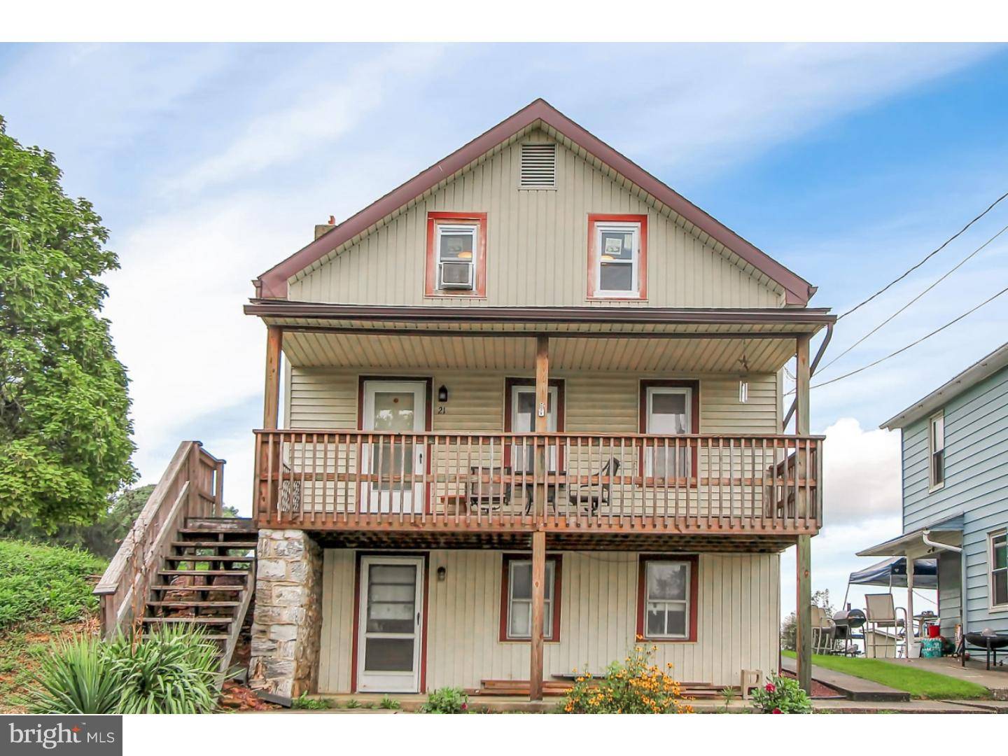 Mount Aetna, PA 17067,21 E MARKET ST