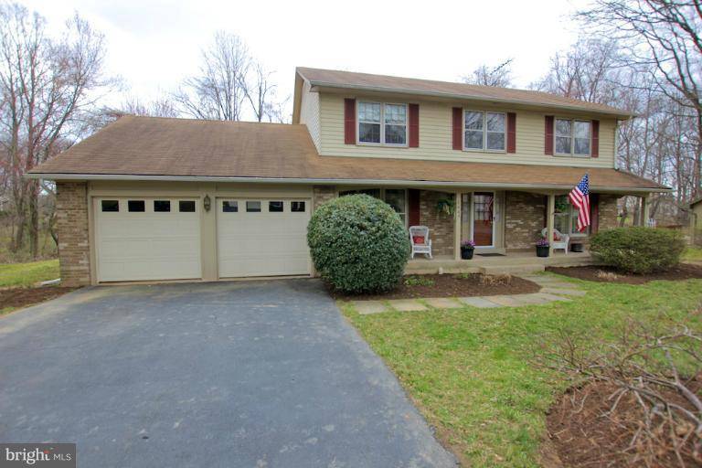 Vienna, VA 22181,2663 OAKTON GLEN DR