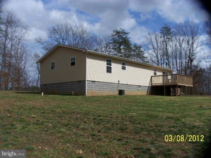 Reva, VA 22735,112 MILLSTONE LN