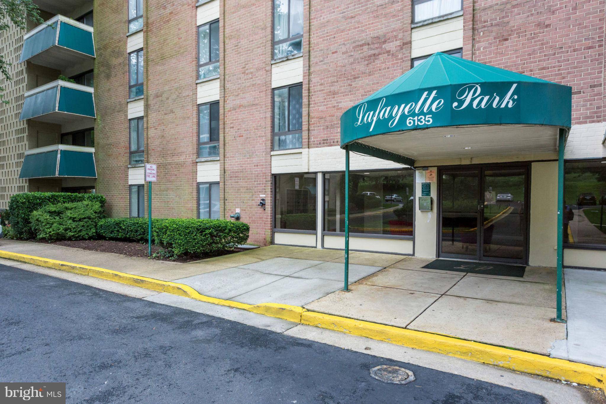 Falls Church, VA 22041,6135 LEESBURG PIKE #306