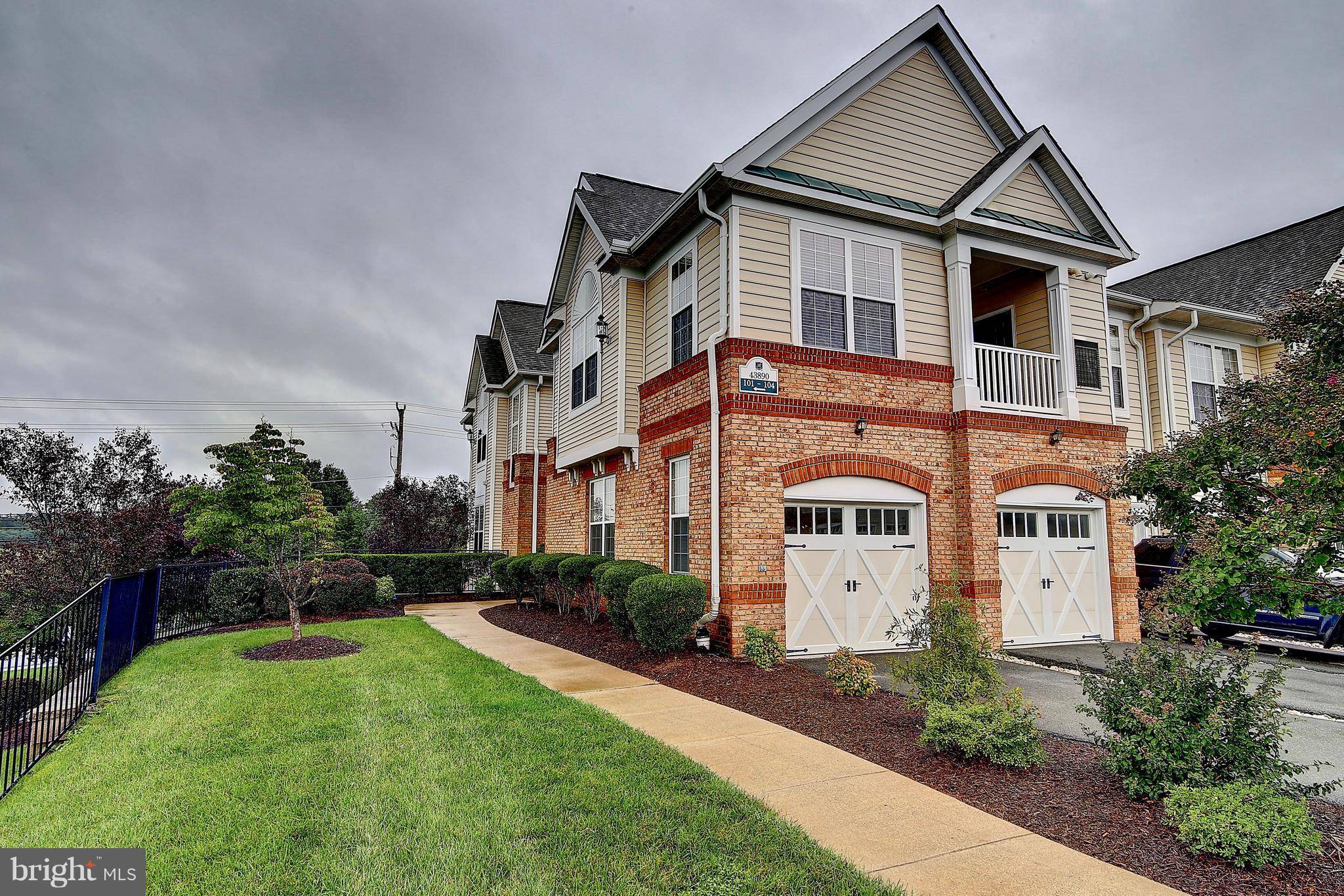 Ashburn, VA 20147,43890 HICKORY CORNER TER #104