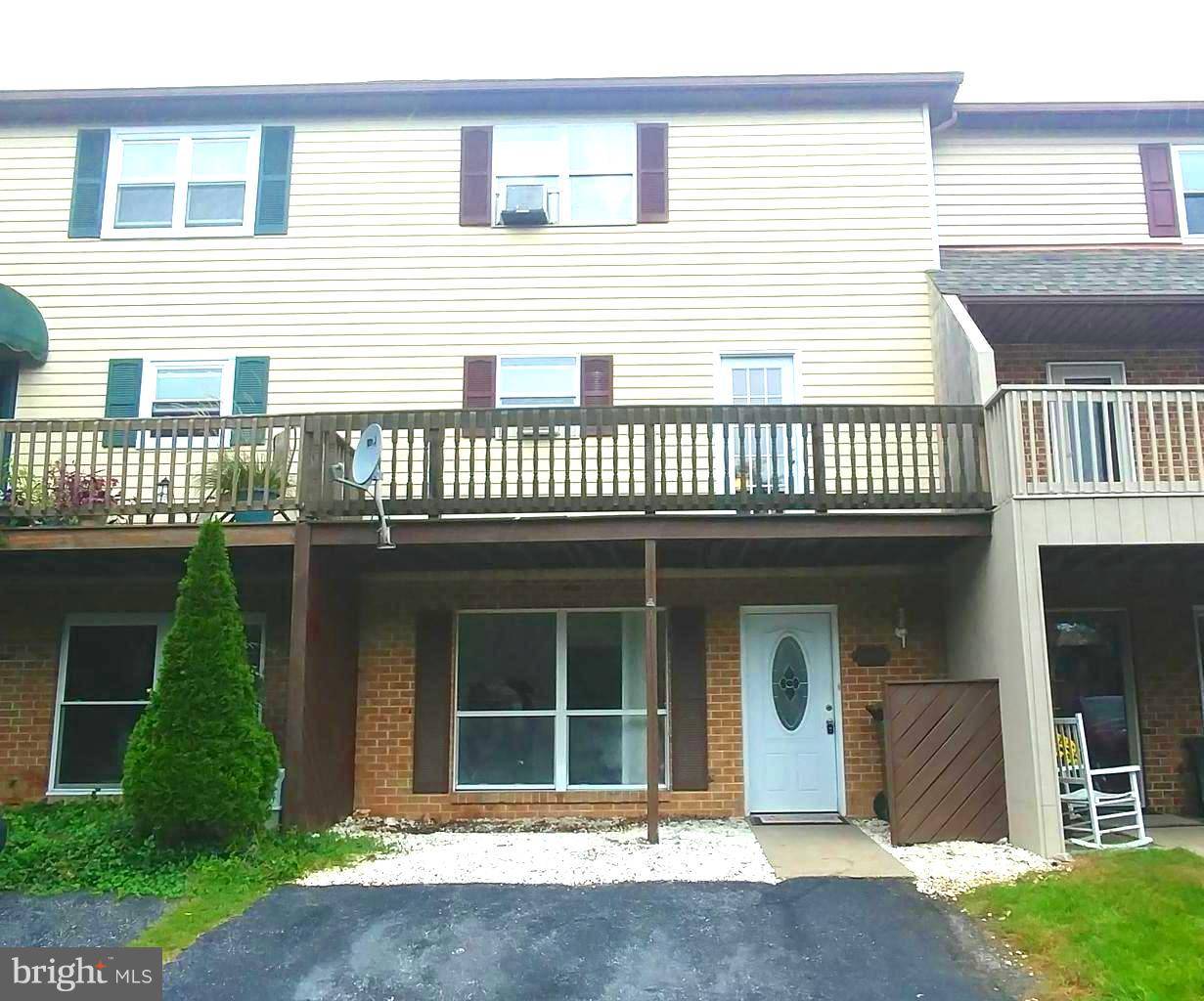 Mechanicsburg, PA 17055,4 DARTMOUTH CT