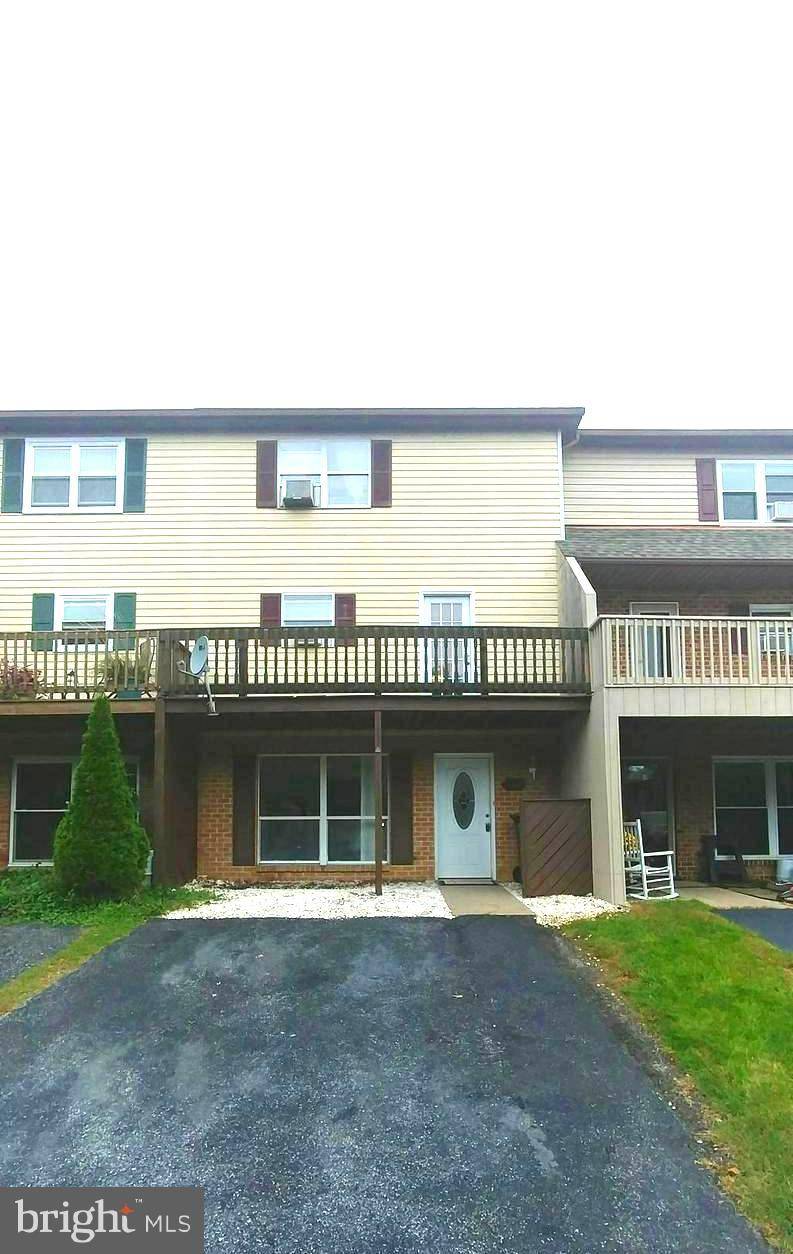 Mechanicsburg, PA 17055,4 DARTMOUTH CT