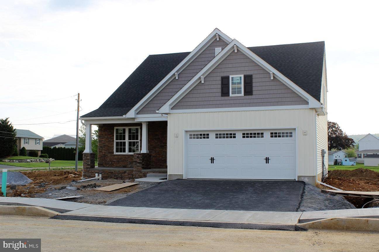 New Holland, PA 17557,107 JAMES DR #LOT 58