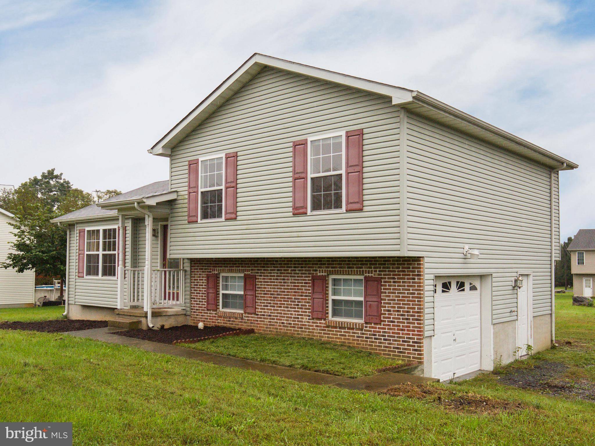 Bunker Hill, WV 25413,99 WENDOVER DR