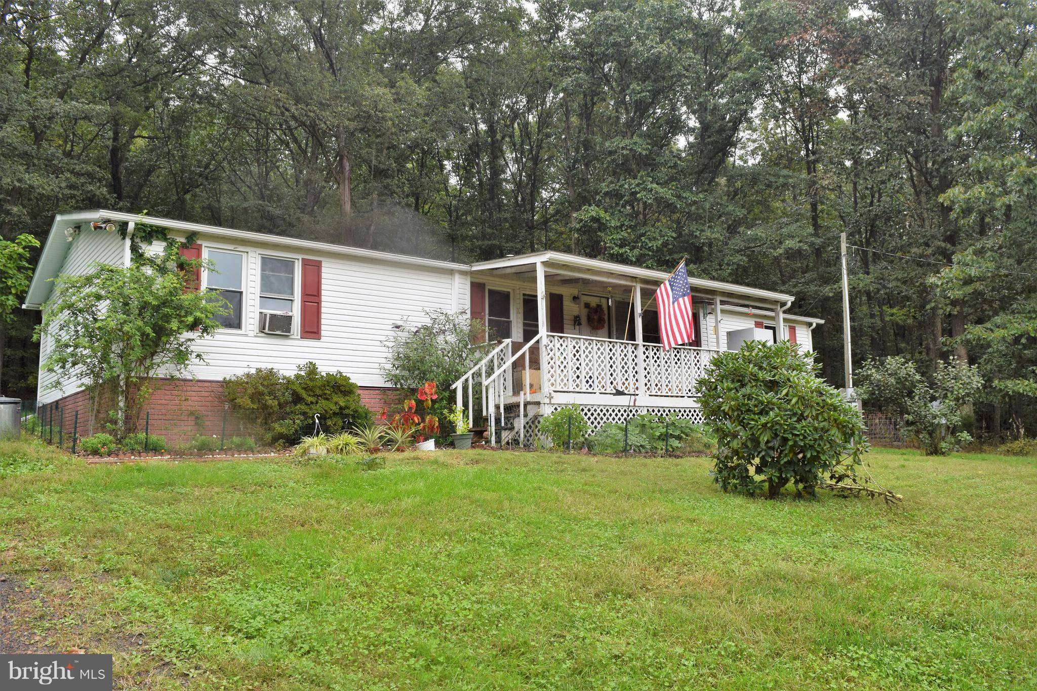 Paw Paw, WV 25434,6628 CRITTON OWL HOLLOW RD