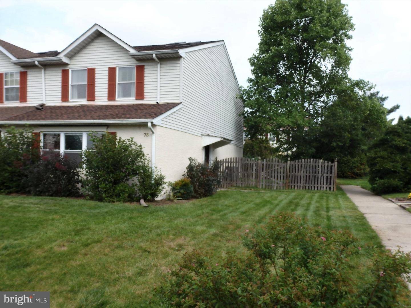 Quakertown, PA 18951,73 IVY CT