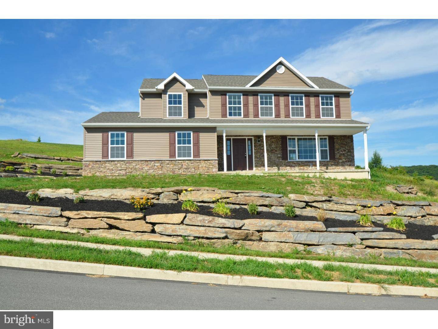 Walnutport, PA 18088,4884 COATBRIDGE LN