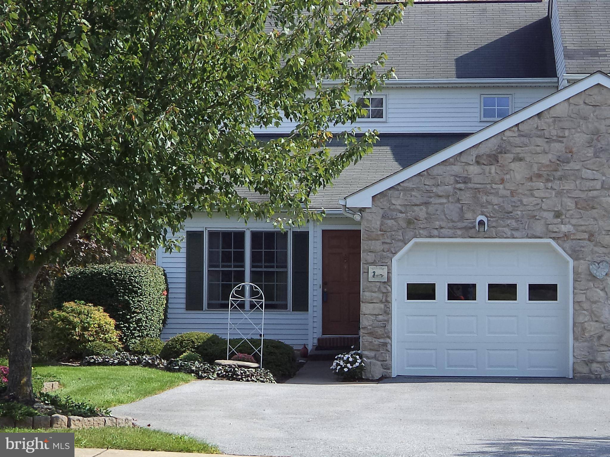 Manheim, PA 17545,485 MEADOWLARK LN