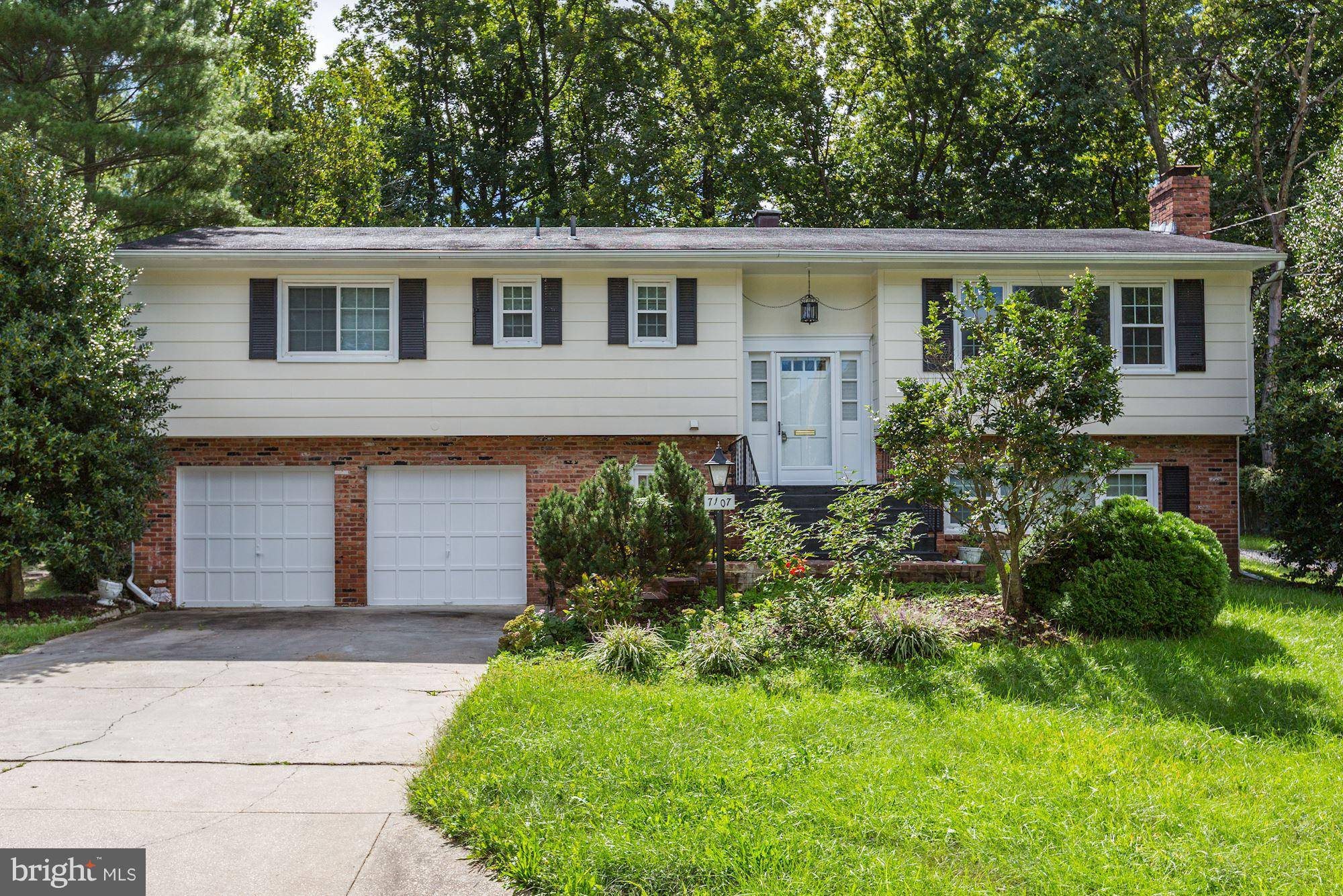 Lanham, MD 20706,7107 LOIS LN