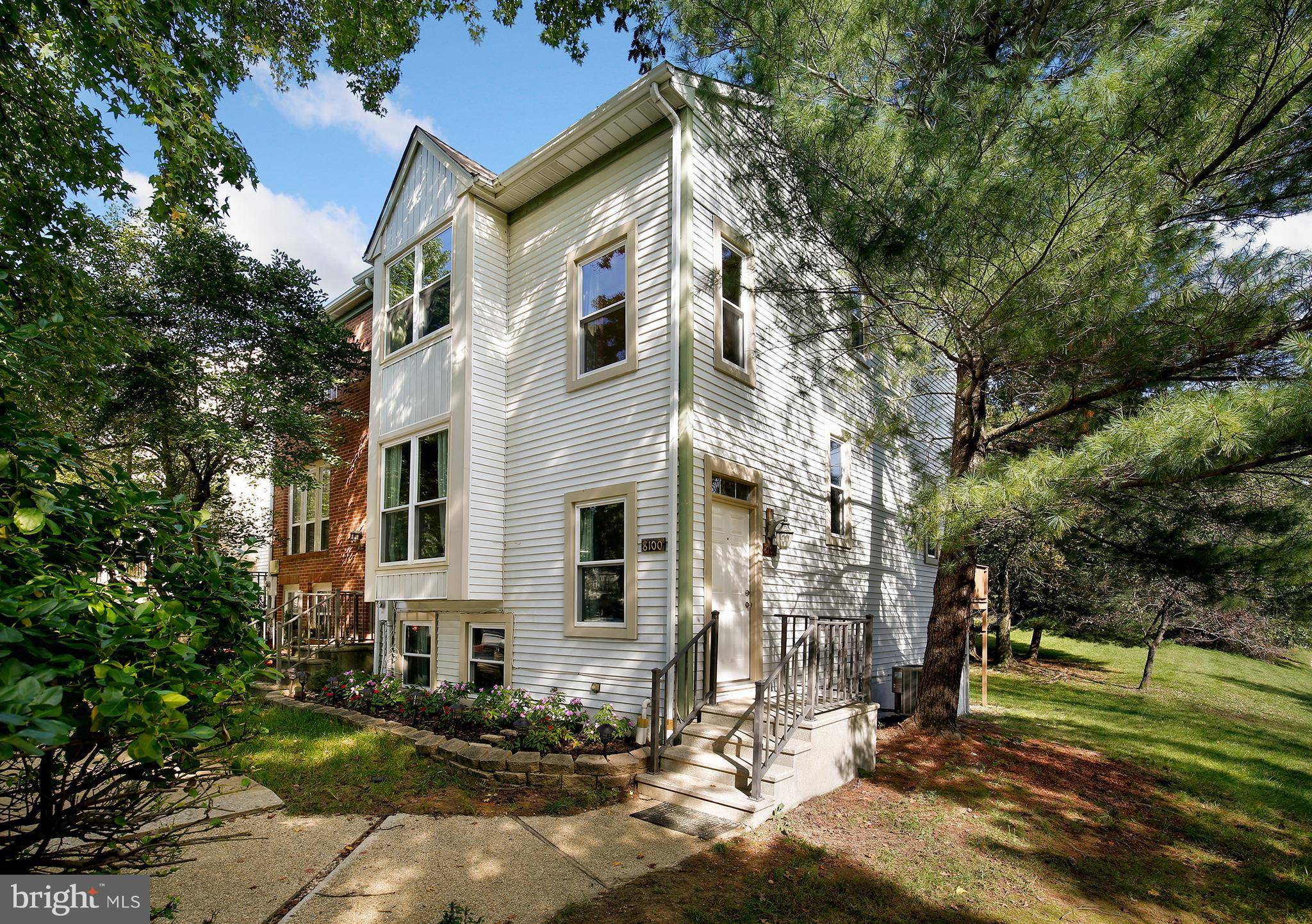 Ellicott City, MD 21043,8100 WOODED GLEN CT