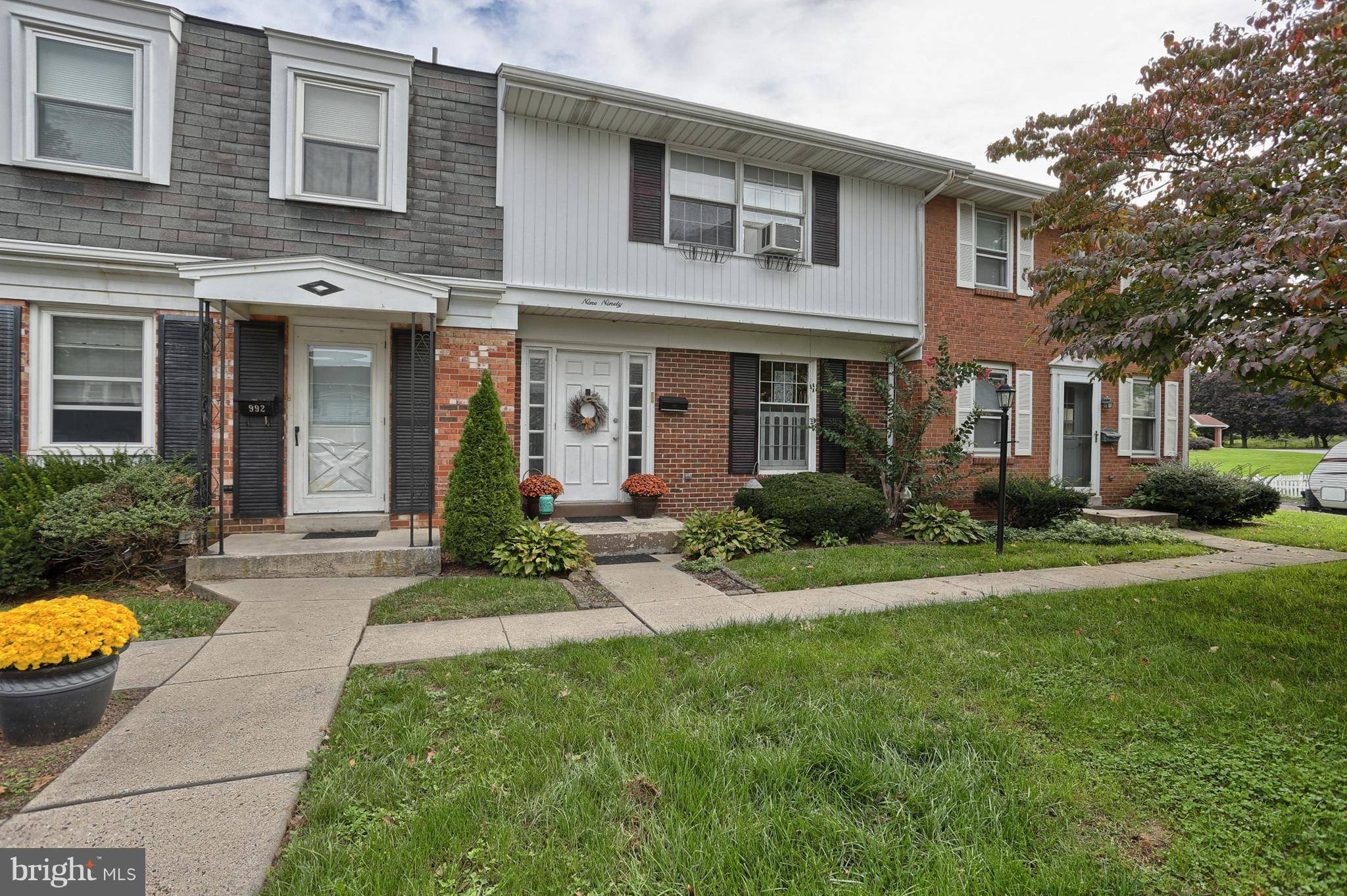 Palmyra, PA 17078,990 E MAPLE ST