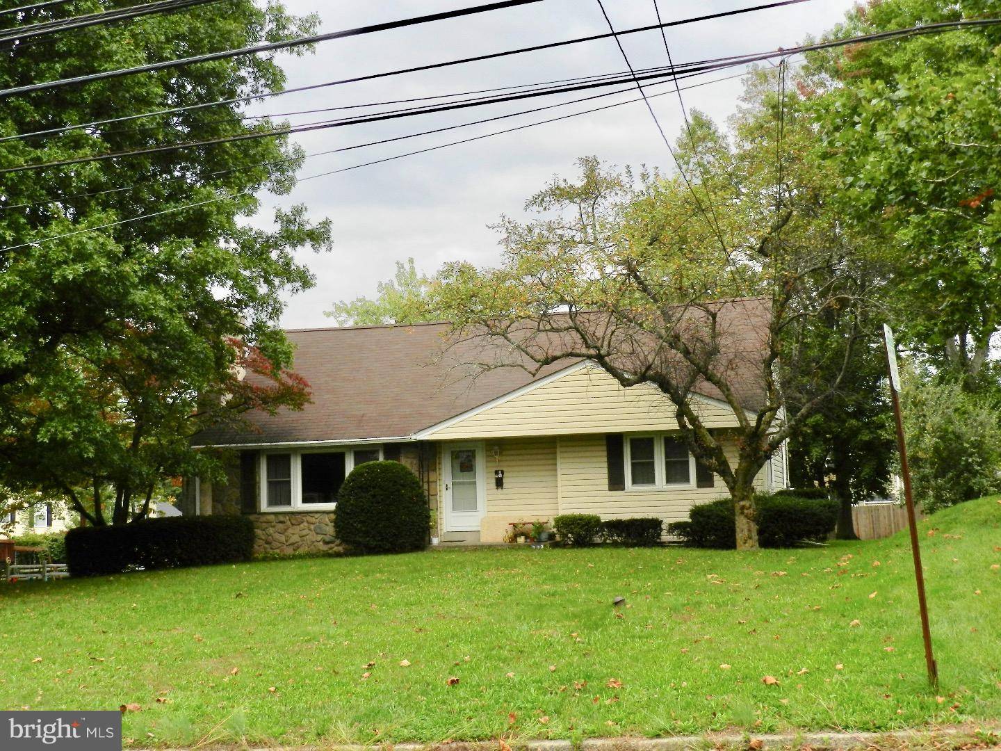 Sellersville, PA 18960,503 DIAMOND ST