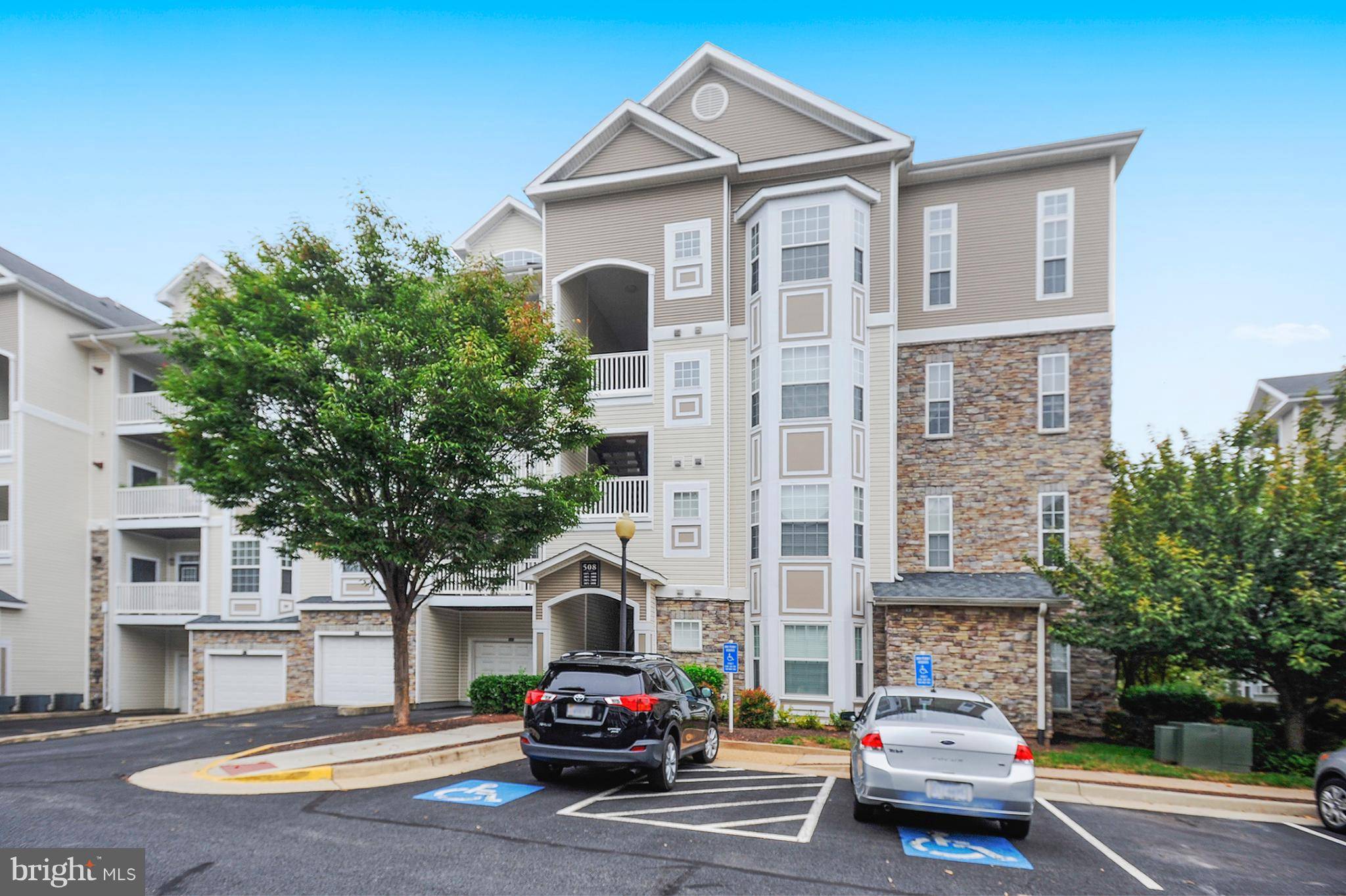 Leesburg, VA 20175,508 SUNSET VIEW TER SE #406