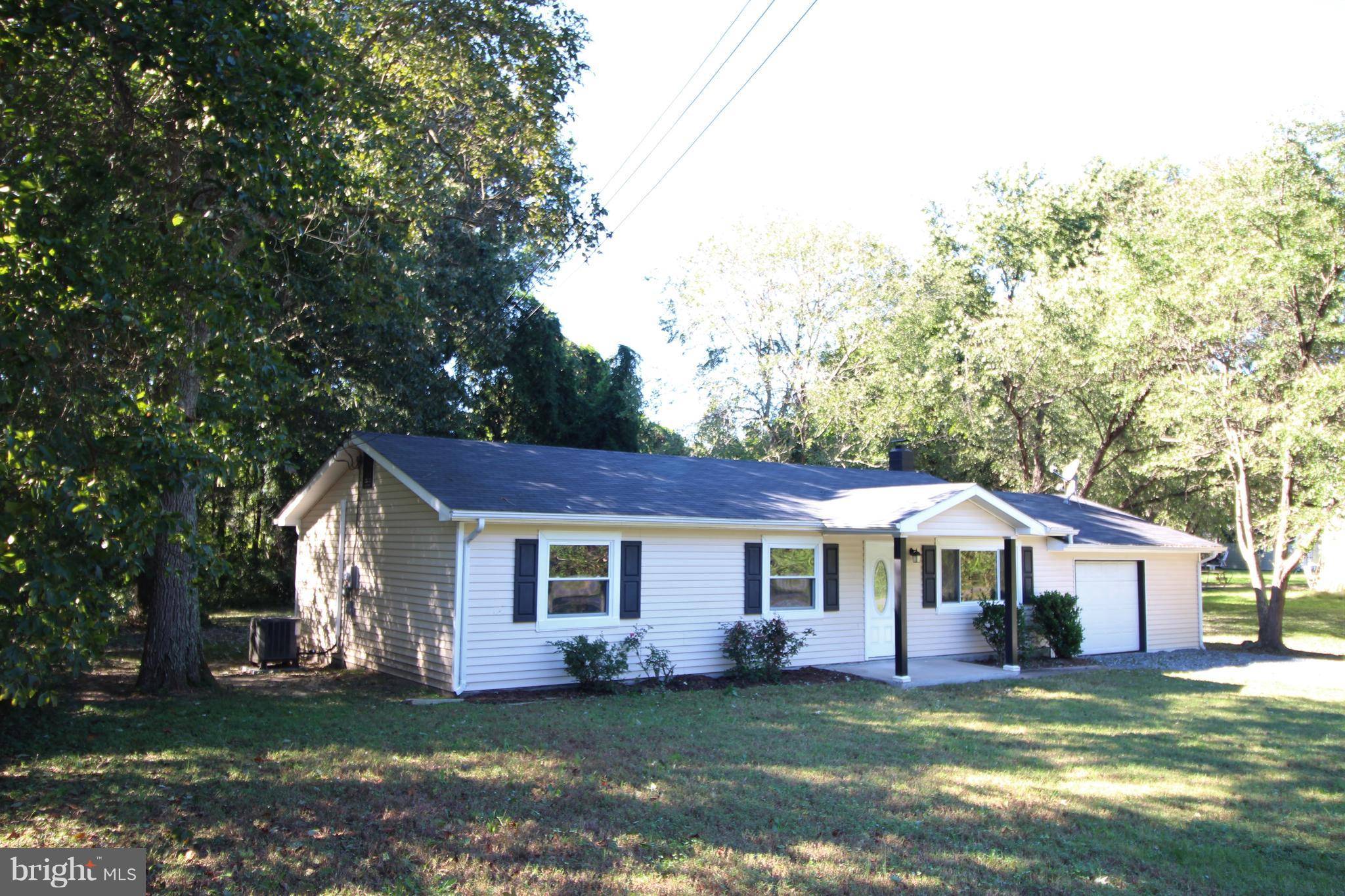 Colonial Beach, VA 22443,141 MEADOW VIEW LN