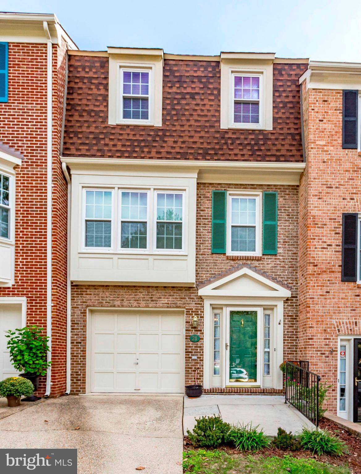 Alexandria, VA 22304,21 CARRIAGE HOUSE CIR