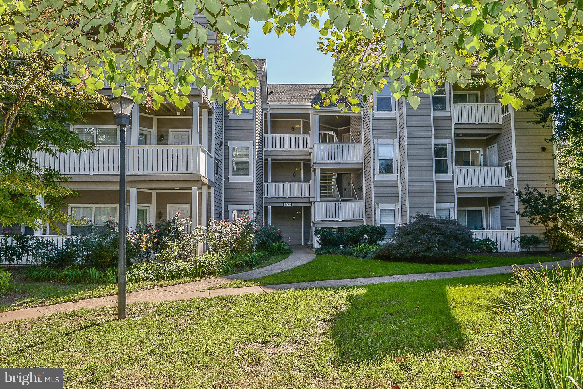 Centreville, VA 20121,14325 CLIMBING ROSE WAY #106