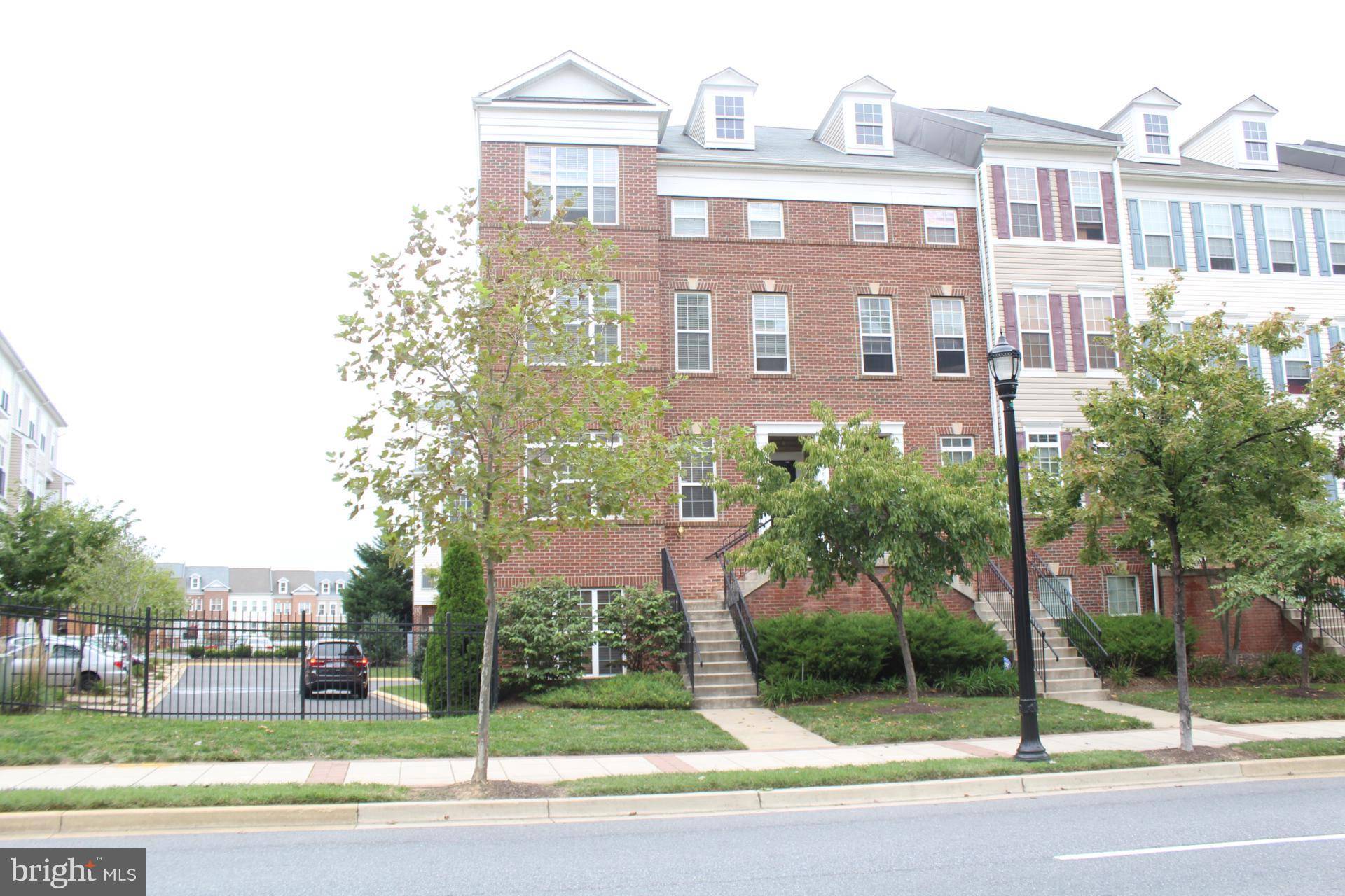 Suitland, MD 20746,5500 AUTH WAY #417